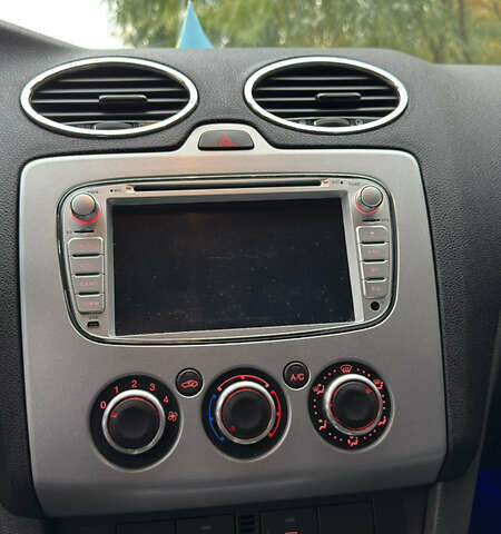 Форд Фокус 2007 у Харкові на Automoto.ua Сірий Форд Фокус, об'ємом двигуна 1.6 л та пробігом 188 тис. км за 6300 $, фото 14 на Automoto.ua