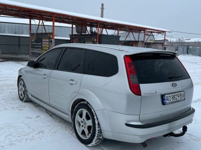 Серый Форд Фокус, объемом двигателя 2 л и пробегом 320 тыс. км за 4450 $, фото 6 на Automoto.ua