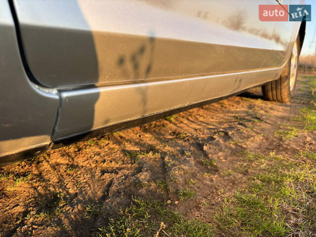 Серый Форд Фокус, объемом двигателя 1.6 л и пробегом 202 тыс. км за 4999 $, фото 15 на Automoto.ua