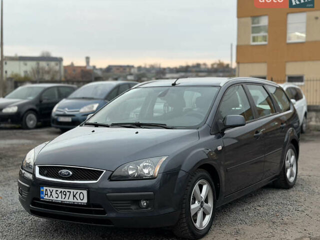 Сірий Форд Фокус, об'ємом двигуна 1.8 л та пробігом 200 тис. км за 4200 $, фото 3 на Automoto.ua