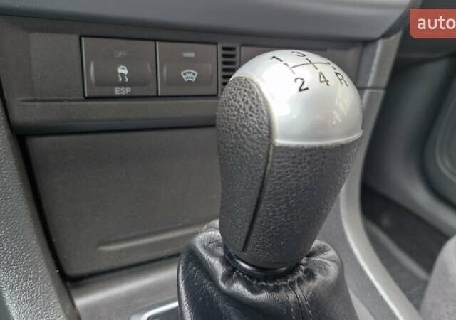 Серый Форд Фокус, объемом двигателя 1.6 л и пробегом 214 тыс. км за 5550 $, фото 70 на Automoto.ua