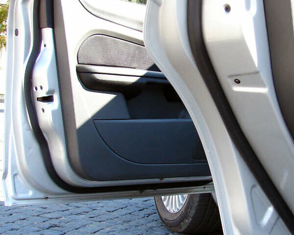 Сірий Форд Фокус, об'ємом двигуна 1.8 л та пробігом 224 тис. км за 6300 $, фото 11 на Automoto.ua