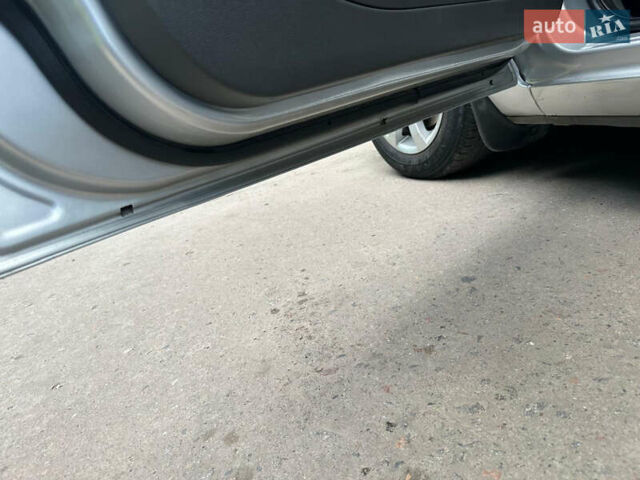 Серый Форд Фокус, объемом двигателя 1.39 л и пробегом 265 тыс. км за 4300 $, фото 15 на Automoto.ua