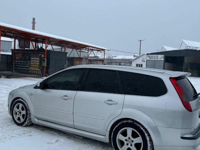 Серый Форд Фокус, объемом двигателя 2 л и пробегом 320 тыс. км за 4450 $, фото 7 на Automoto.ua