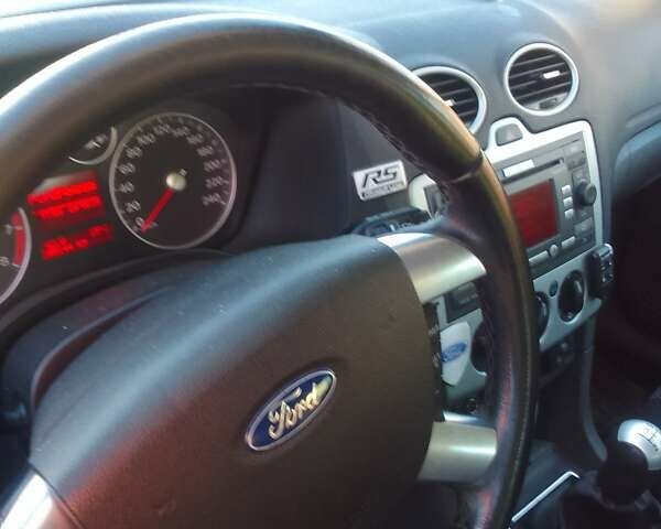 Форд Фокус 2007 у Александрие на Automoto.ua Сірий Форд Фокус, об'ємом двигуна 1.8 л та пробігом 205 тис. км за 4800 $, фото 2 на Automoto.ua