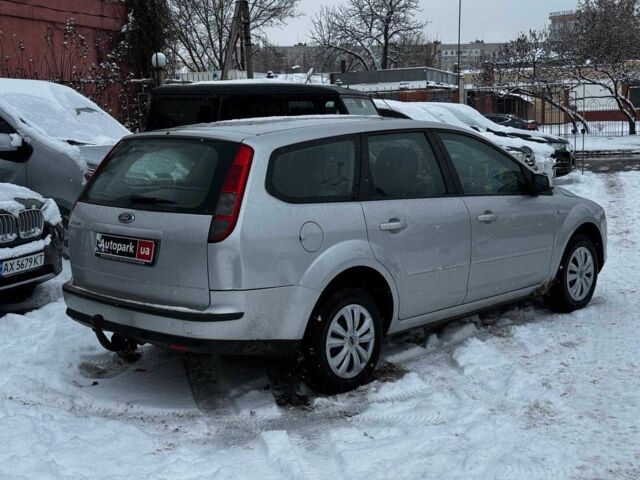 Сірий Форд Фокус, об'ємом двигуна 1.6 л та пробігом 260 тис. км за 4890 $, фото 7 на Automoto.ua