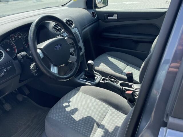 Сірий Форд Фокус, об'ємом двигуна 1.6 л та пробігом 188 тис. км за 4200 $, фото 9 на Automoto.ua