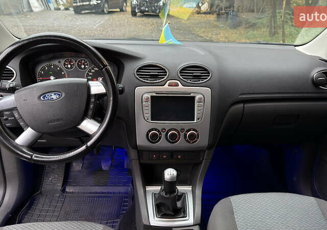 Форд Фокус 2007 у Харкові на Automoto.ua Сірий Форд Фокус, об'ємом двигуна 1.6 л та пробігом 188 тис. км за 6300 $, фото 16 на Automoto.ua
