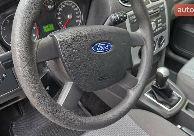 Серый Форд Фокус, объемом двигателя 1.6 л и пробегом 214 тыс. км за 5550 $, фото 28 на Automoto.ua