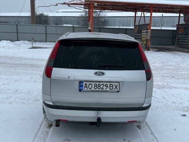 Серый Форд Фокус, объемом двигателя 2 л и пробегом 320 тыс. км за 4450 $, фото 10 на Automoto.ua