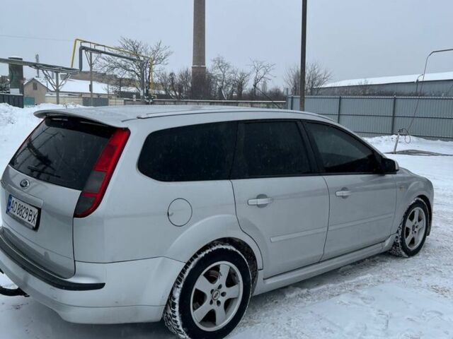 Серый Форд Фокус, объемом двигателя 2 л и пробегом 320 тыс. км за 4450 $, фото 3 на Automoto.ua