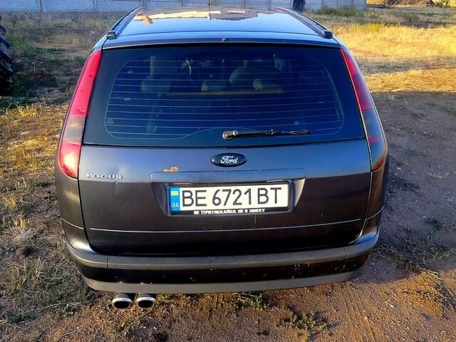 Серый Форд Фокус, объемом двигателя 1.6 л и пробегом 286 тыс. км за 3750 $, фото 5 на Automoto.ua