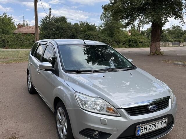 Сірий Форд Фокус, об'ємом двигуна 1.8 л та пробігом 240 тис. км за 5900 $, фото 2 на Automoto.ua
