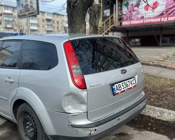 Серый Форд Фокус, объемом двигателя 1.6 л и пробегом 220 тыс. км за 3500 $, фото 1 на Automoto.ua