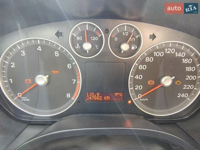 Сірий Форд Фокус, об'ємом двигуна 1.6 л та пробігом 248 тис. км за 5500 $, фото 18 на Automoto.ua