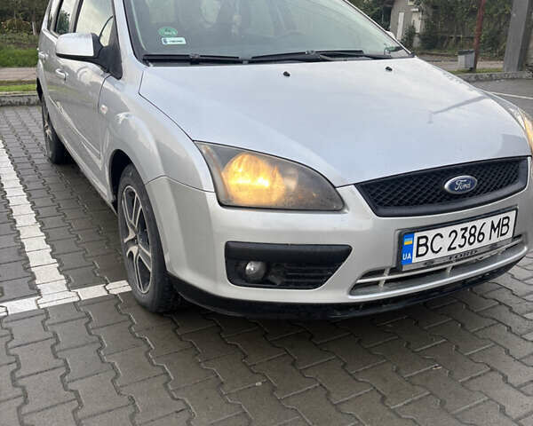 Сірий Форд Фокус, об'ємом двигуна 1.56 л та пробігом 322 тис. км за 4000 $, фото 1 на Automoto.ua