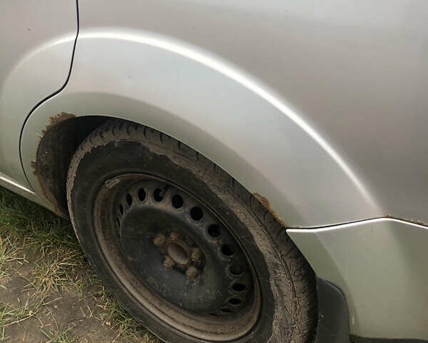 Серый Форд Фокус, объемом двигателя 1.8 л и пробегом 325 тыс. км за 4100 $, фото 14 на Automoto.ua