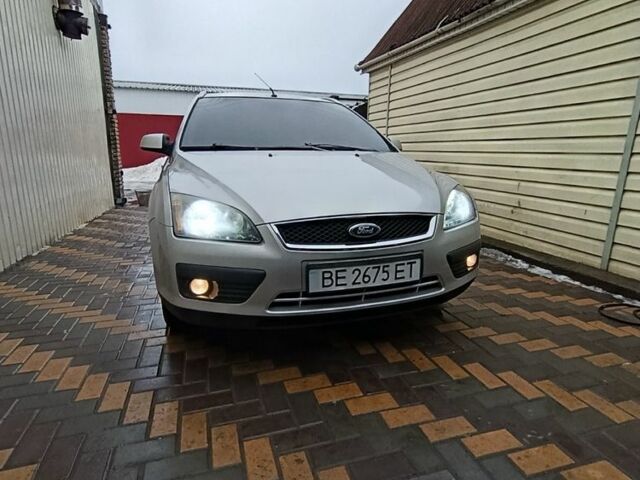 Сірий Форд Фокус, об'ємом двигуна 1.6 л та пробігом 321 тис. км за 4750 $, фото 16 на Automoto.ua