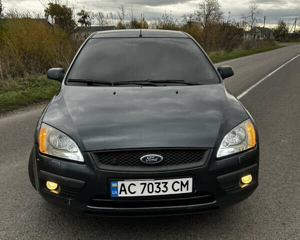 Форд Фокус 2007 у Львові на Automoto.ua Сірий Форд Фокус, об'ємом двигуна 1.8 л та пробігом 380 тис. км за 2999 $, фото 6 на Automoto.ua