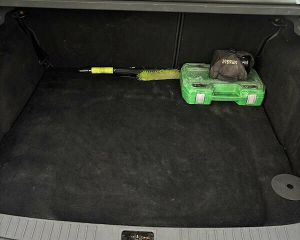 Сірий Форд Фокус, об'ємом двигуна 1.56 л та пробігом 322 тис. км за 4000 $, фото 11 на Automoto.ua