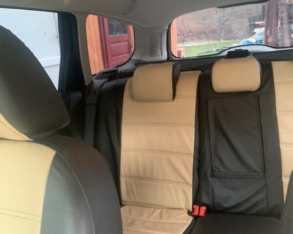 Сірий Форд Фокус, об'ємом двигуна 1.56 л та пробігом 220 тис. км за 4800 $, фото 11 на Automoto.ua