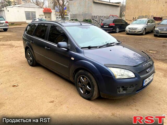 Серый Форд Фокус, объемом двигателя 1.6 л и пробегом 270 тыс. км за 3450 $, фото 6 на Automoto.ua