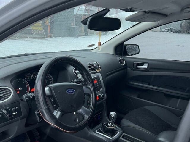 Сірий Форд Фокус, об'ємом двигуна 2 л та пробігом 2 тис. км за 5500 $, фото 4 на Automoto.ua
