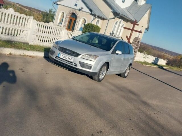 Серый Форд Фокус, объемом двигателя 1.6 л и пробегом 300 тыс. км за 2999 $, фото 1 на Automoto.ua