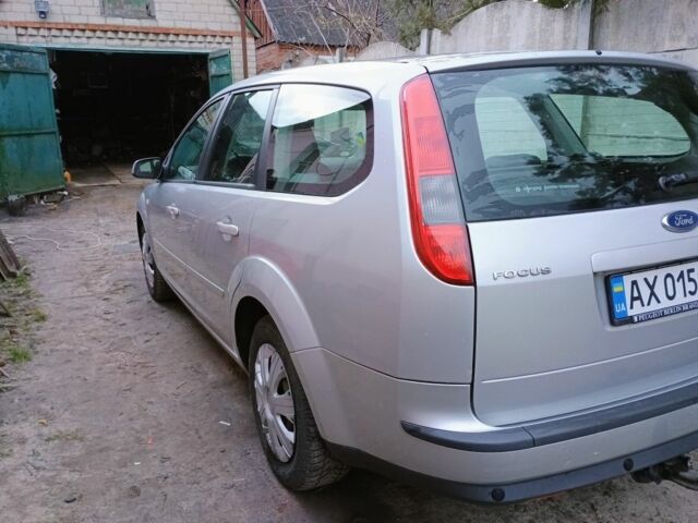 Серый Форд Фокус, объемом двигателя 1.6 л и пробегом 255 тыс. км за 4800 $, фото 4 на Automoto.ua