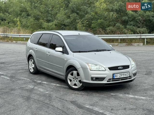 Сірий Форд Фокус, об'ємом двигуна 1.6 л та пробігом 228 тис. км за 4500 $, фото 7 на Automoto.ua