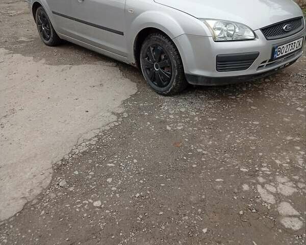 Серый Форд Фокус, объемом двигателя 1.56 л и пробегом 270 тыс. км за 3600 $, фото 5 на Automoto.ua