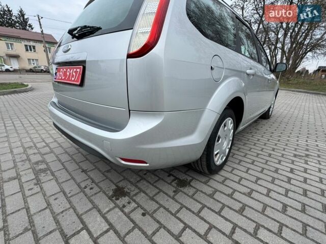 Сірий Форд Фокус, об'ємом двигуна 1.6 л та пробігом 224 тис. км за 6500 $, фото 16 на Automoto.ua