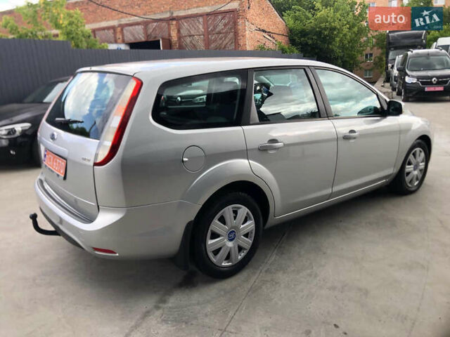 Форд Фокус 2008 у Рівному на Automoto.ua Сірий Форд Фокус, об'ємом двигуна 1.6 л та пробігом 223 тис. км за 5600 $, фото 9 на Automoto.ua
