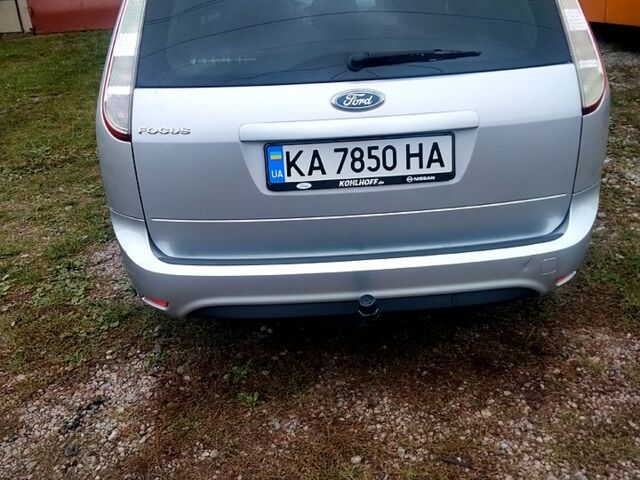 Форд Фокус 2008 в Киеве на Automoto.ua Серый Форд Фокус, объемом двигателя 1.6 л и пробегом 223 тыс. км за 5800 $, фото 10 на Automoto.ua
