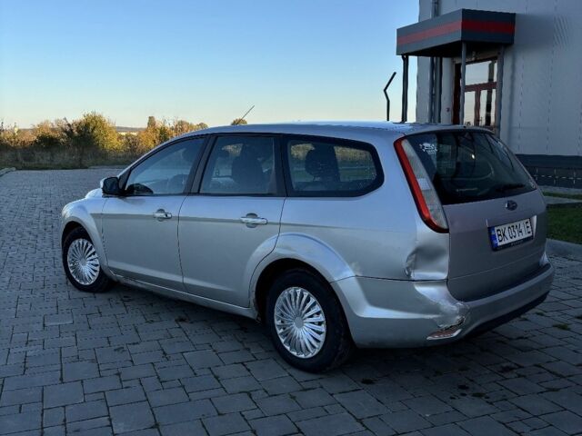 Форд Фокус 2008 в Здолбунове на Automoto.ua Серый Форд Фокус, объемом двигателя 1.6 л и пробегом 300 тыс. км за 4300 $, фото 2 на Automoto.ua