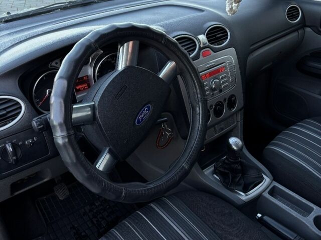 Форд Фокус 2008 в Здолбунове на Automoto.ua Серый Форд Фокус, объемом двигателя 1.6 л и пробегом 300 тыс. км за 4300 $, фото 5 на Automoto.ua