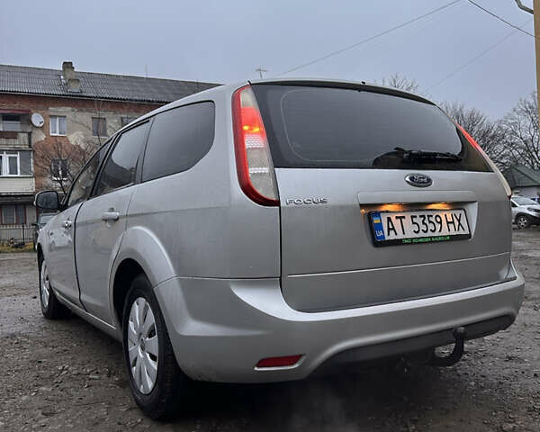 Серый Форд Фокус, объемом двигателя 1.6 л и пробегом 337 тыс. км за 5000 $, фото 8 на Automoto.ua