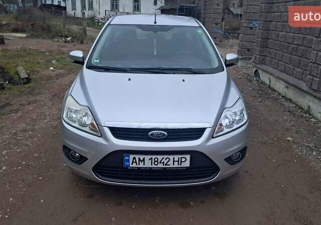Сірий Форд Фокус, об'ємом двигуна 1.56 л та пробігом 207 тис. км за 4900 $, фото 1 на Automoto.ua