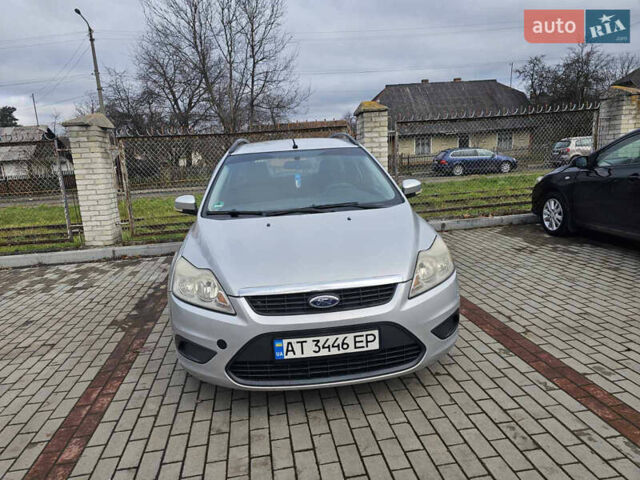 Серый Форд Фокус, объемом двигателя 1.6 л и пробегом 280 тыс. км за 4100 $, фото 5 на Automoto.ua