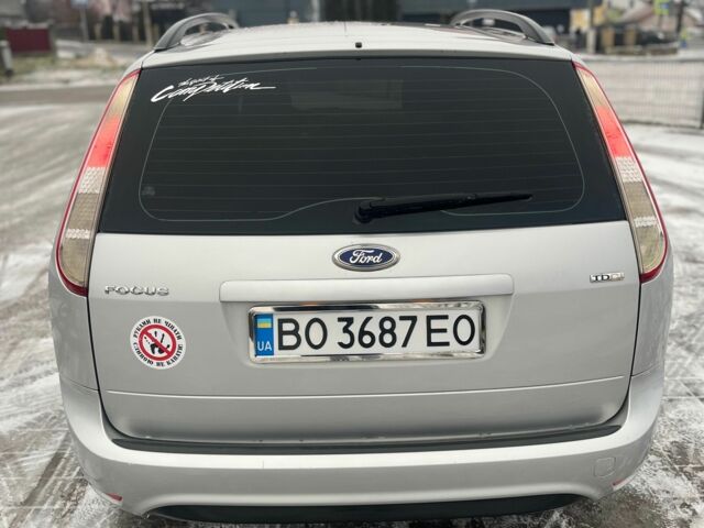 Серый Форд Фокус, объемом двигателя 1.6 л и пробегом 256 тыс. км за 5300 $, фото 2 на Automoto.ua