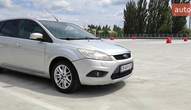 Сірий Форд Фокус, об'ємом двигуна 1.6 л та пробігом 233 тис. км за 5300 $, фото 1 на Automoto.ua