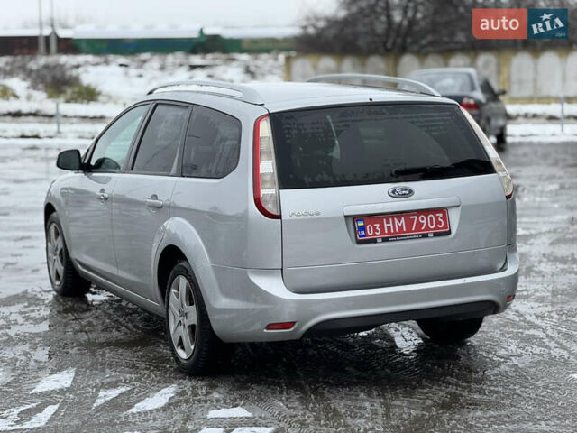 Серый Форд Фокус, объемом двигателя 1.6 л и пробегом 250 тыс. км за 5250 $, фото 9 на Automoto.ua