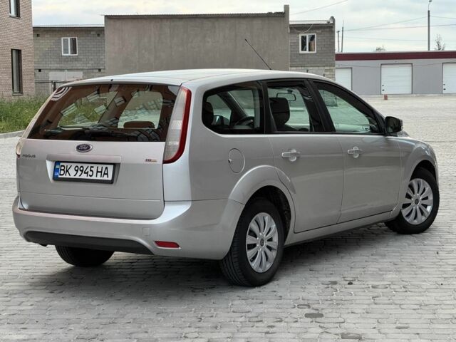 Серый Форд Фокус, объемом двигателя 0 л и пробегом 250 тыс. км за 5350 $, фото 3 на Automoto.ua