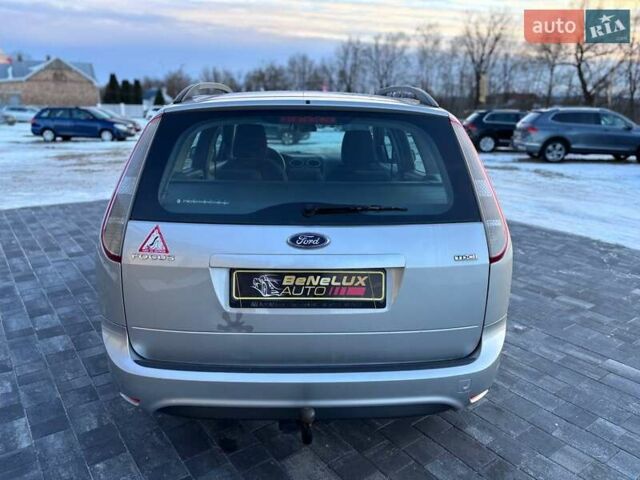 Сірий Форд Фокус, об'ємом двигуна 1.56 л та пробігом 222 тис. км за 5599 $, фото 5 на Automoto.ua