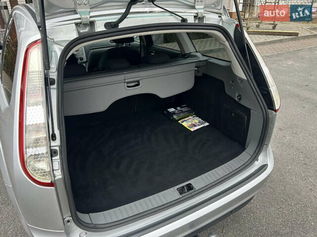 Сірий Форд Фокус, об'ємом двигуна 1.6 л та пробігом 165 тис. км за 6499 $, фото 45 на Automoto.ua