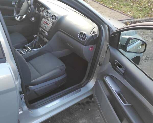 Форд Фокус 2008 в Львове на Automoto.ua Серый Форд Фокус, объемом двигателя 1.8 л и пробегом 268 тыс. км за 5700 $, фото 13 на Automoto.ua