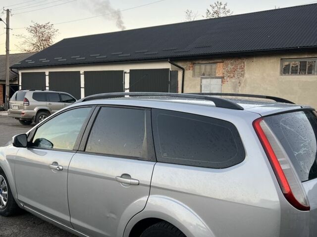 Форд Фокус 2008 в Бориславе на Automoto.ua Серый Форд Фокус, объемом двигателя 1.6 л и пробегом 300 тыс. км за 3850 $, фото 3 на Automoto.ua