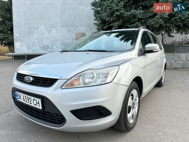 Сірий Форд Фокус, об'ємом двигуна 1.56 л та пробігом 290 тис. км за 4850 $, фото 17 на Automoto.ua