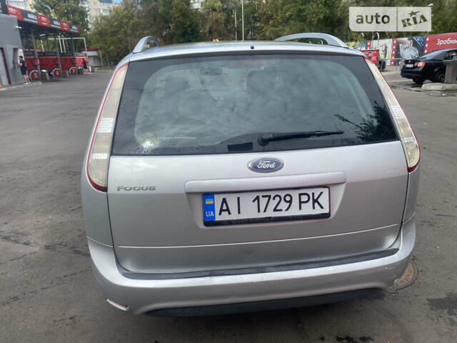 Сірий Форд Фокус, об'ємом двигуна 1.6 л та пробігом 320 тис. км за 4125 $, фото 8 на Automoto.ua