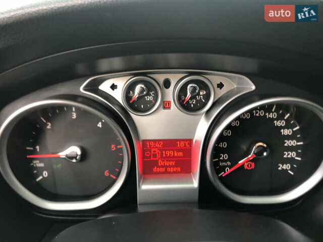 Форд Фокус 2008 у Рівному на Automoto.ua Сірий Форд Фокус, об'ємом двигуна 1.6 л та пробігом 223 тис. км за 5600 $, фото 26 на Automoto.ua